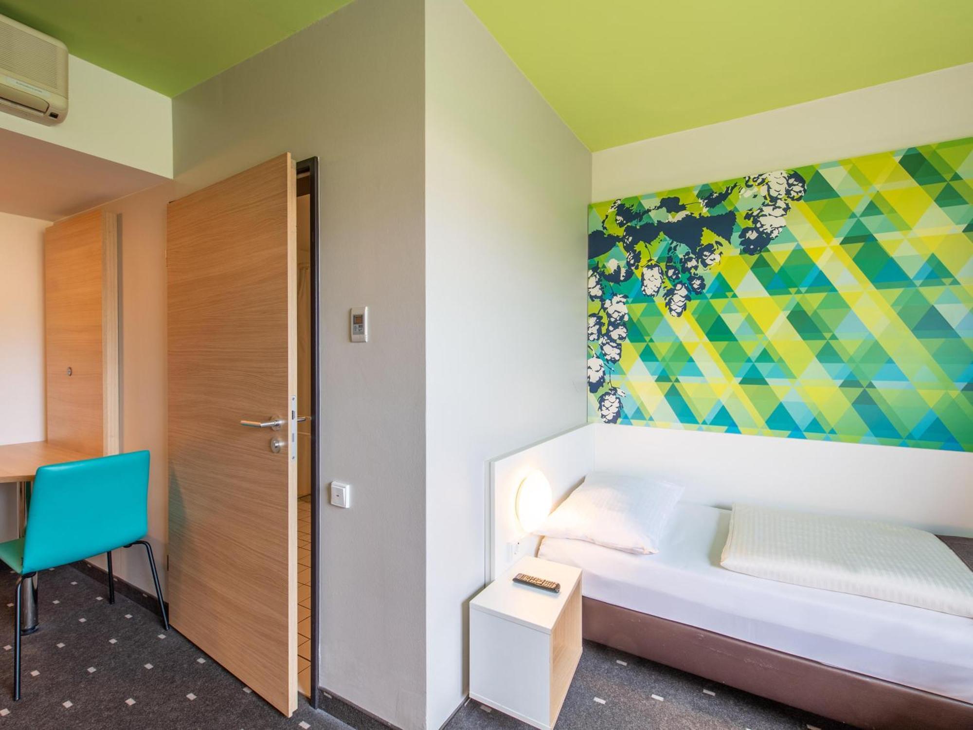 B&B Hotel Erlangen-Sued Kültér fotó